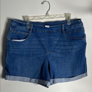Time and Tru Dark Blue Jean Shorts
